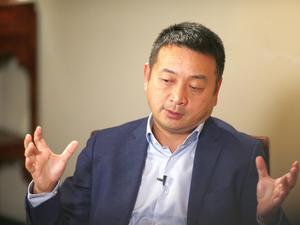 红魔电竞新品震，B体育官网，撼发布，性能战力再升级