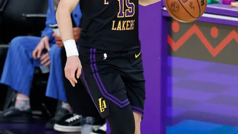 卡里乌斯爱妻性感写真首曝，惊艳瞬间引网友热议