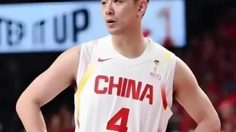 神拉普拉塔大学对决防卫者：独家数据解读
